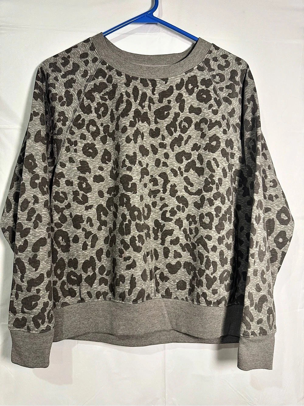 Old Navy Vintage Crew-Neck Sweatshirt Leopard Print Small